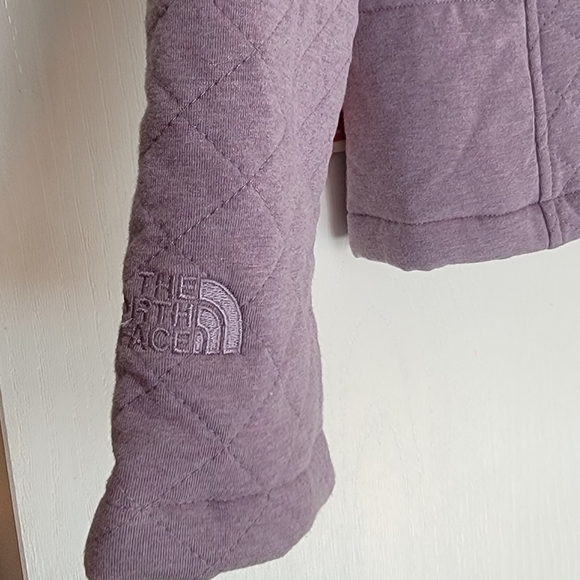 NWT, The North Face SzM lavendar quilted coat/jacket - Picture 4 of 7